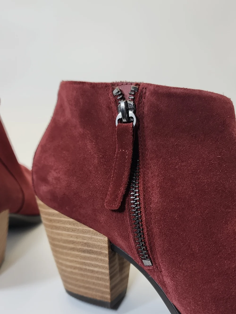 ECCO Women's Shape 55 Western Red Syrah Suede Ankle Boots Sz 41